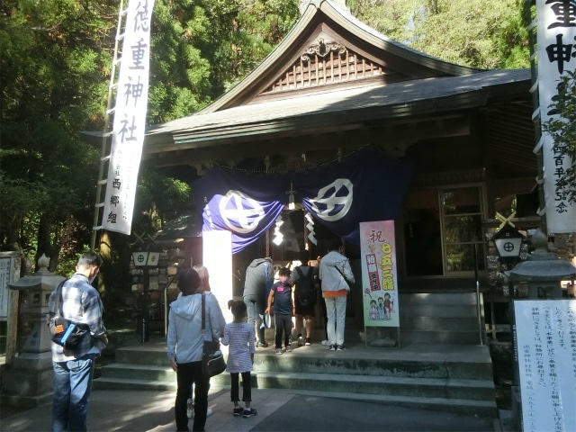 妙円寺詣りが行われる徳重神社です。